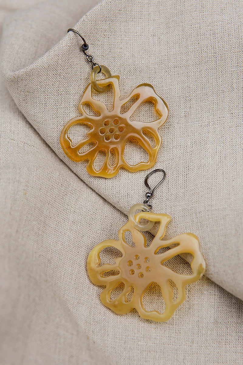 Daisy Earring