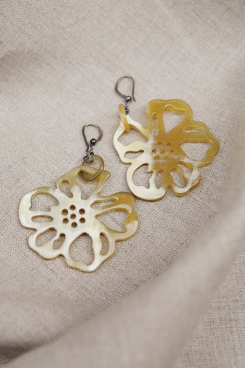 Daisy Earring