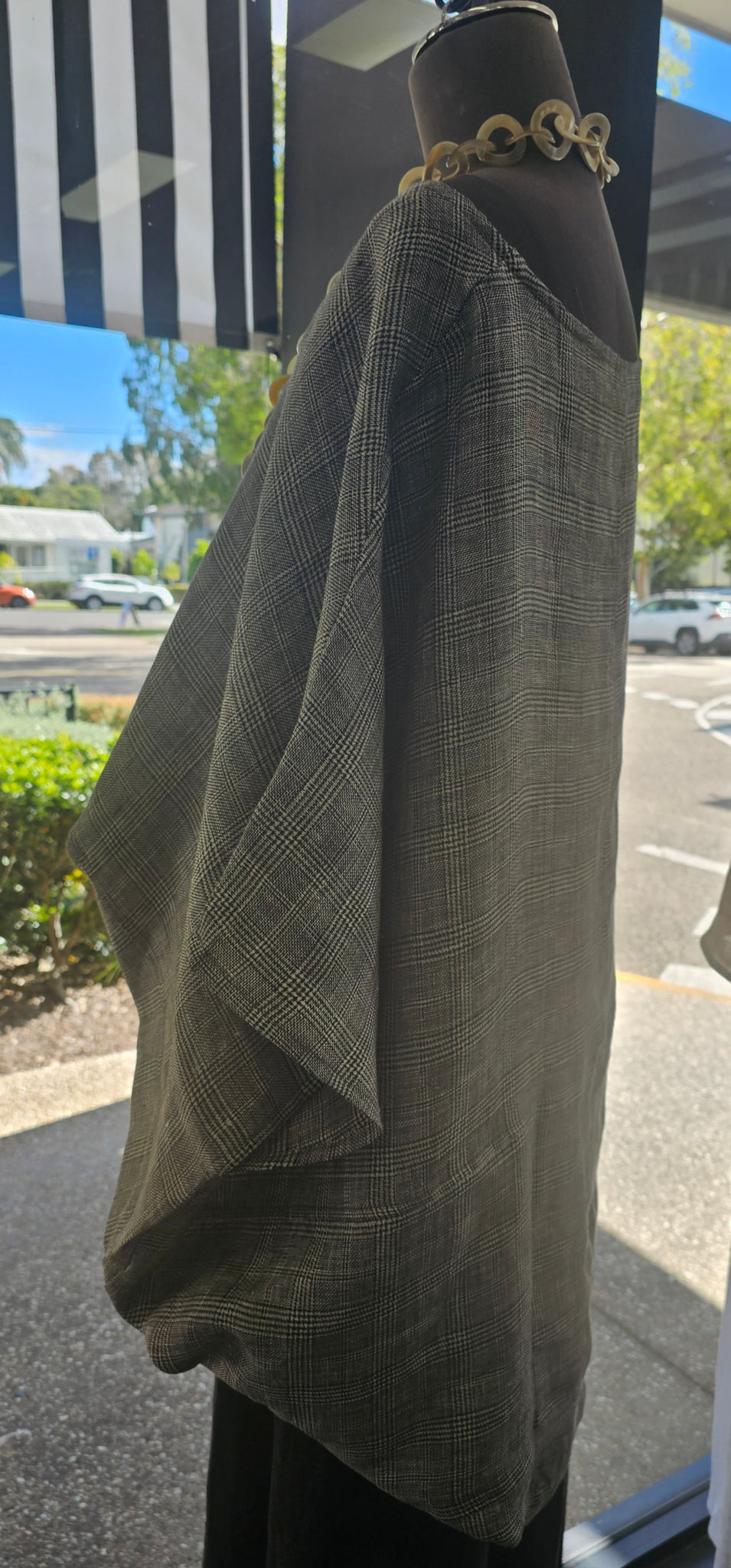 Suvi Black Plaid