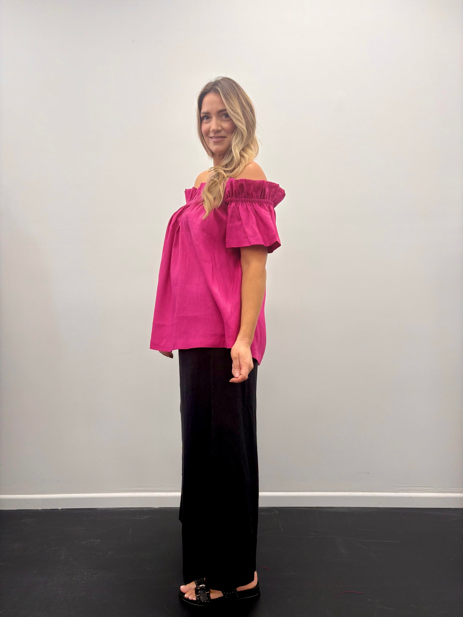 Lisa Fuschia