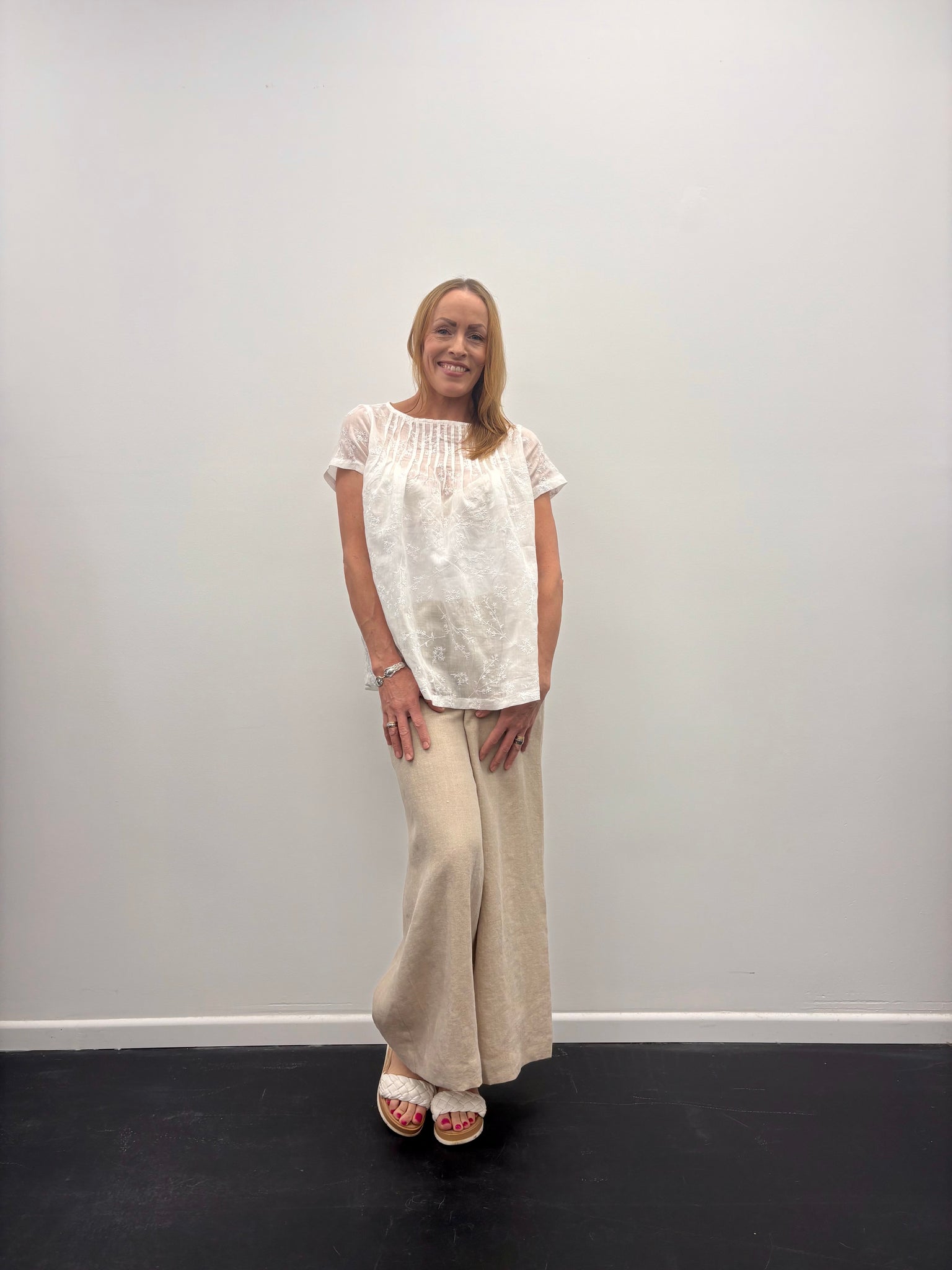 Farah White Emb