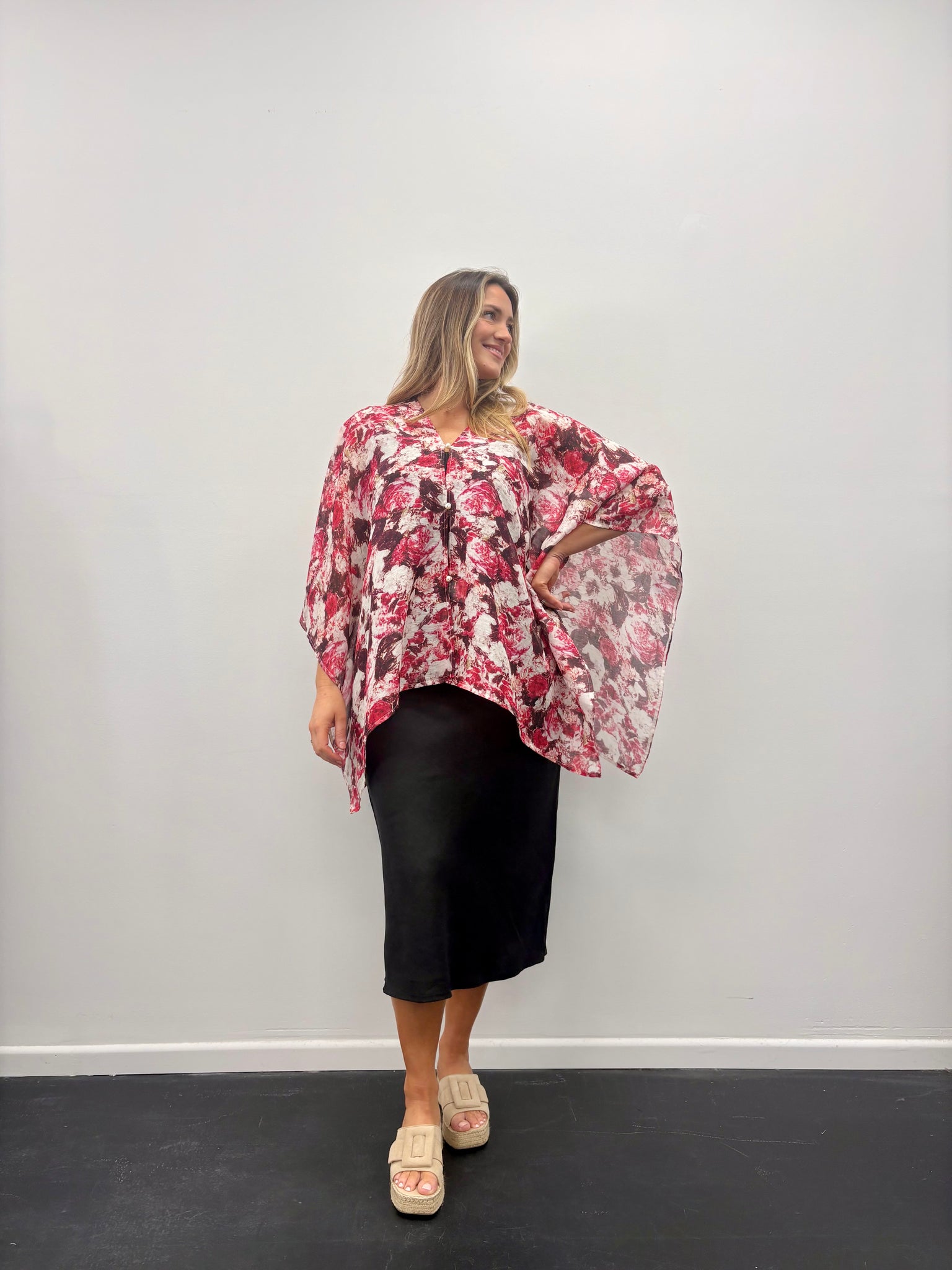 Pearl  Red Floral