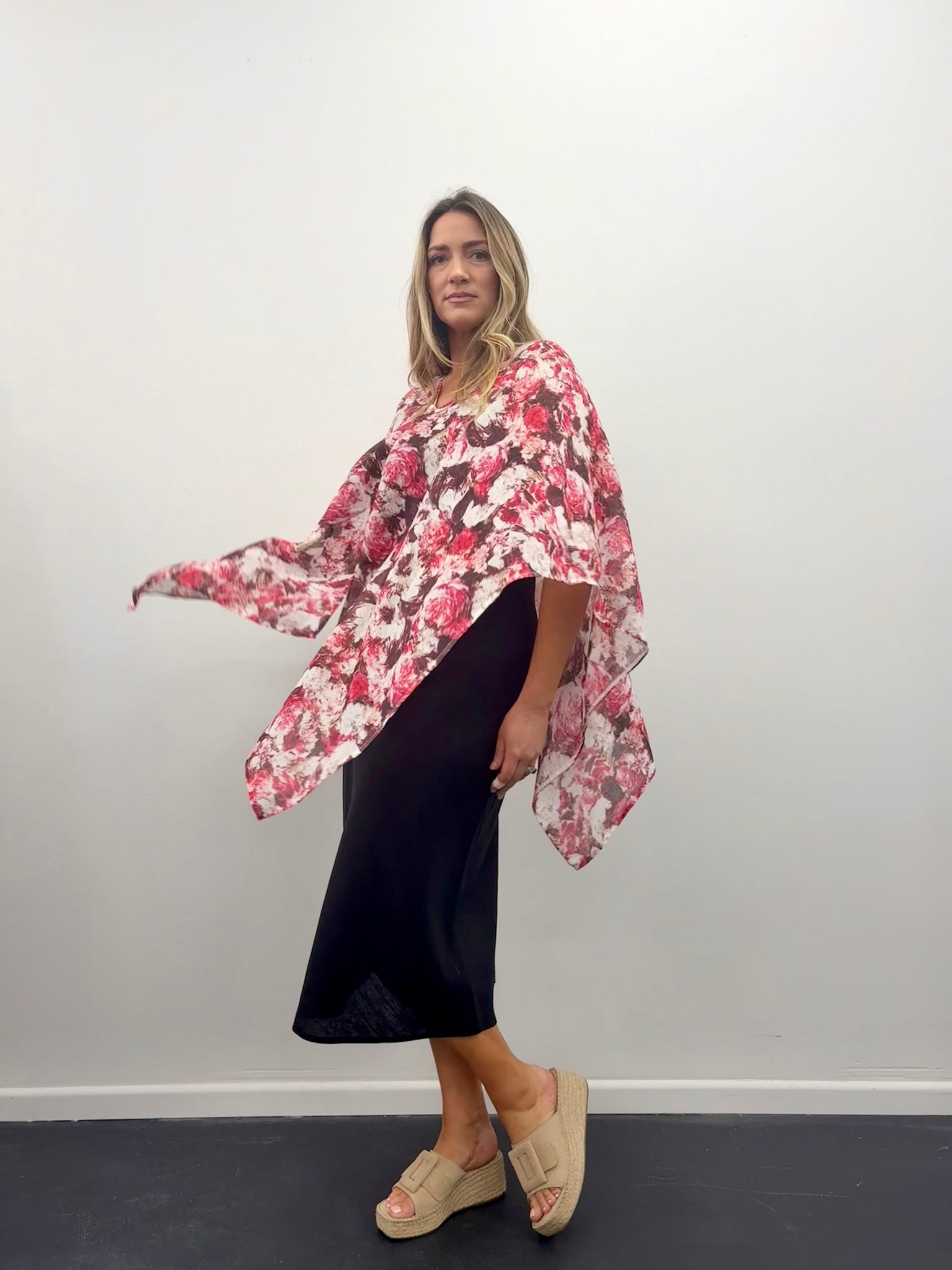 Pearl  Red Floral